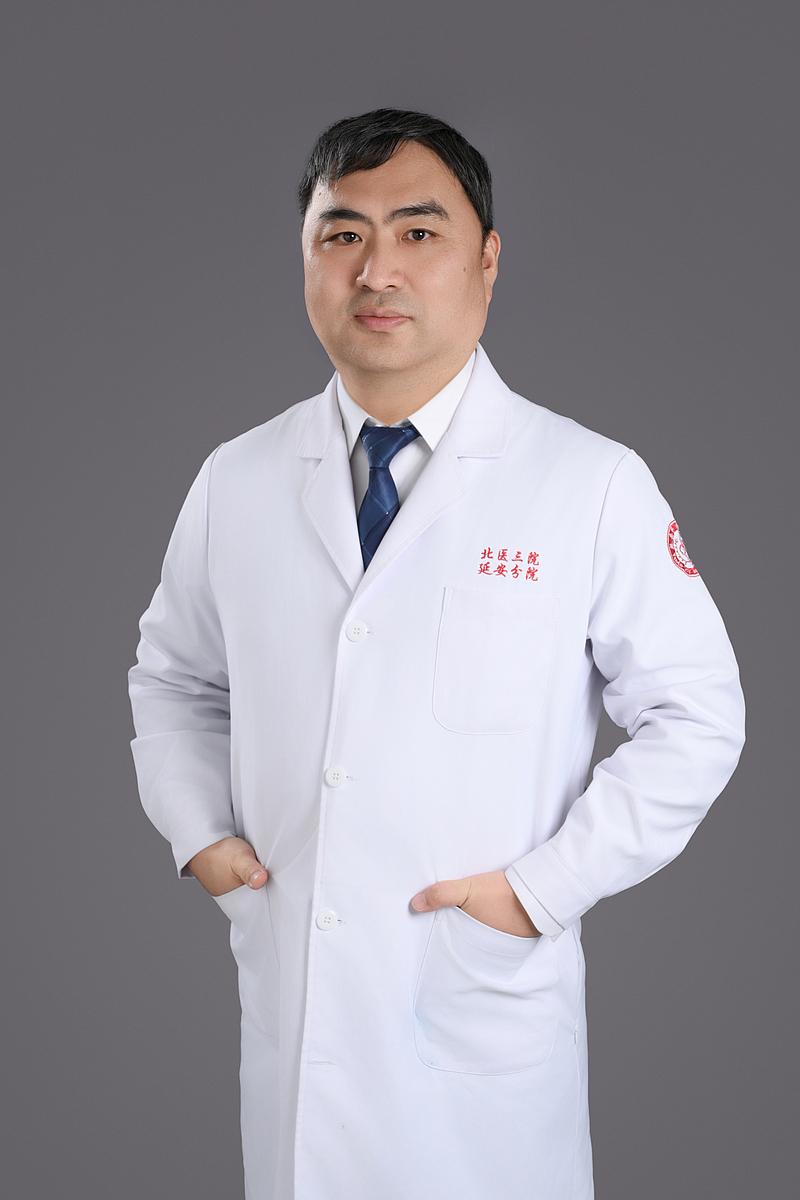 張新宇 醫(yī)學(xué)碩士? 副主任醫(yī)師 腦病科學(xué)術(shù)主任
